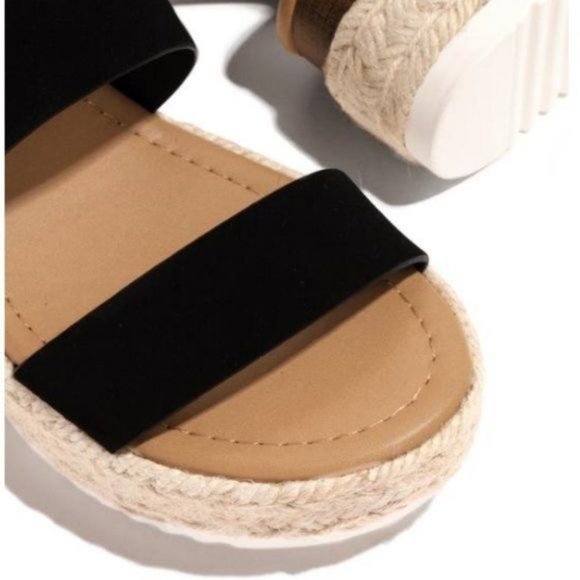 !! NEW !! Platform Espadrille Sandals in Black - Picture 3 of 5